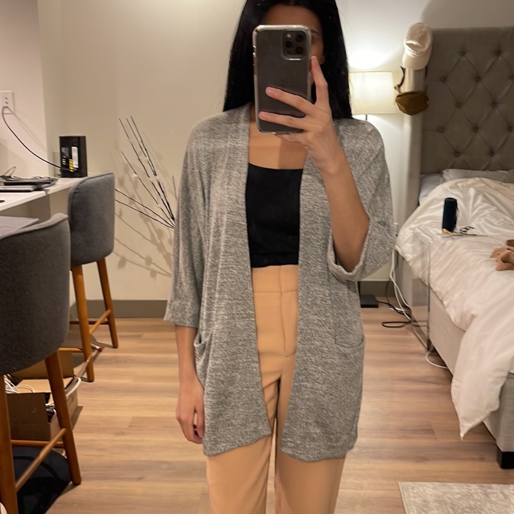 Aritzia Wilfred free pullover cardigan